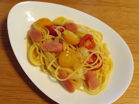 ミニトマトとウィンナーと玉ねぎのスパゲティ